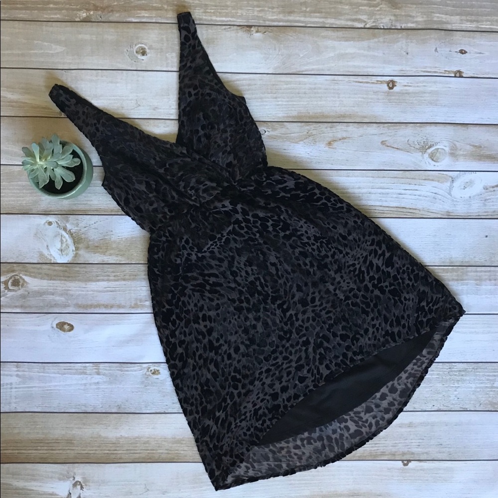 H&M Black Velvet Leopard Print Dress size 2